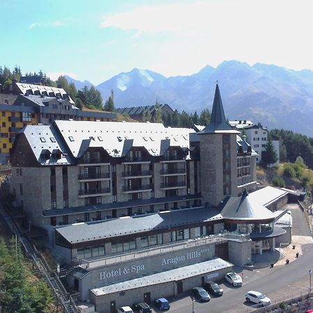 Snoe Aragon Hills Hotell Formigal Eksteriør bilde