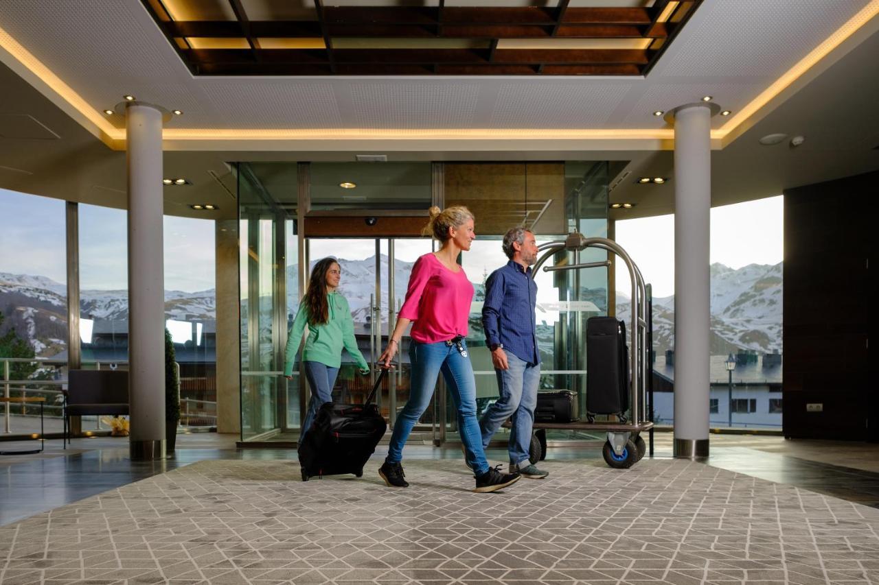 Snoe Aragon Hills Hotell Formigal Eksteriør bilde