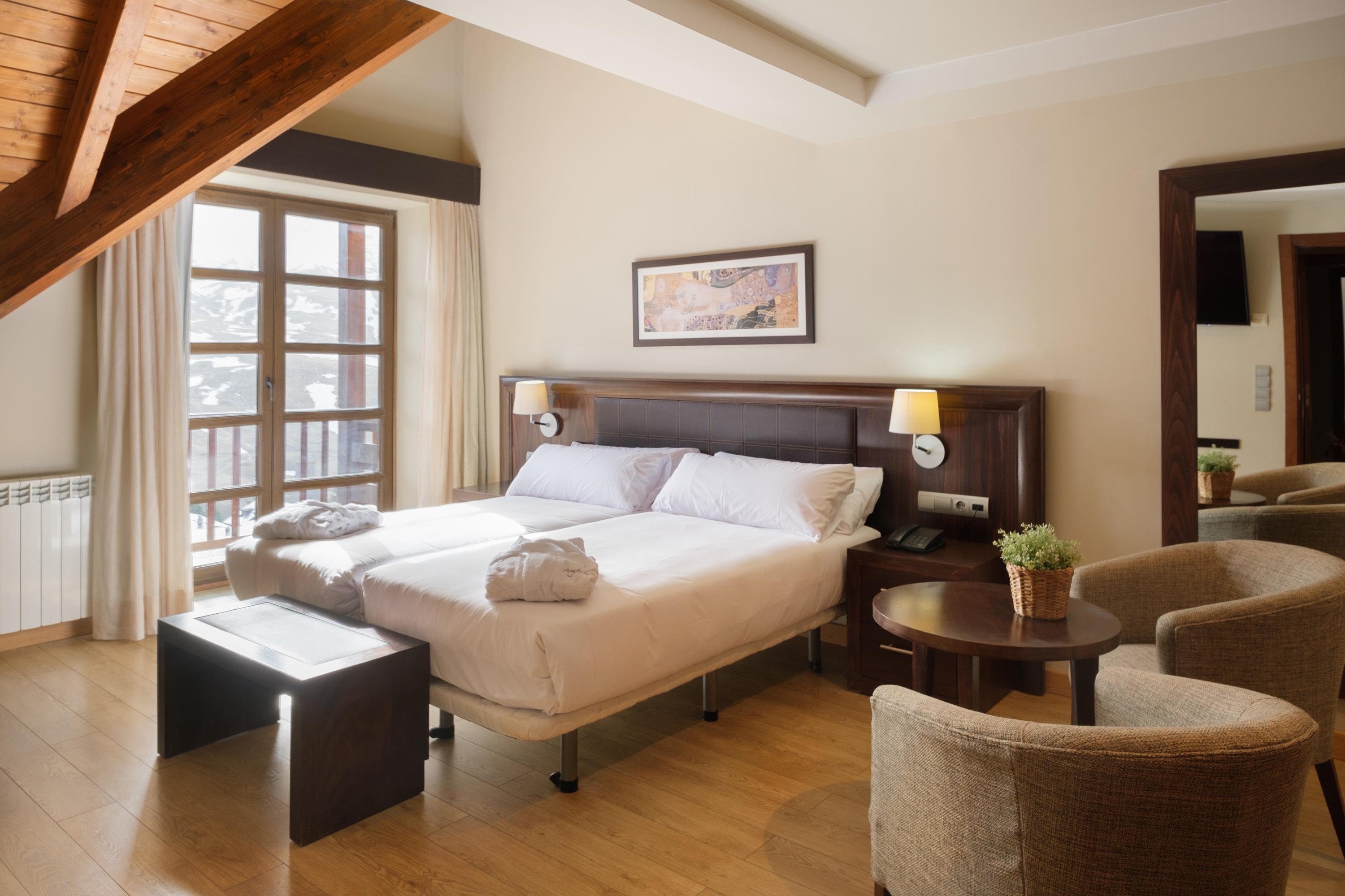 Snoe Aragon Hills Hotell Formigal Eksteriør bilde