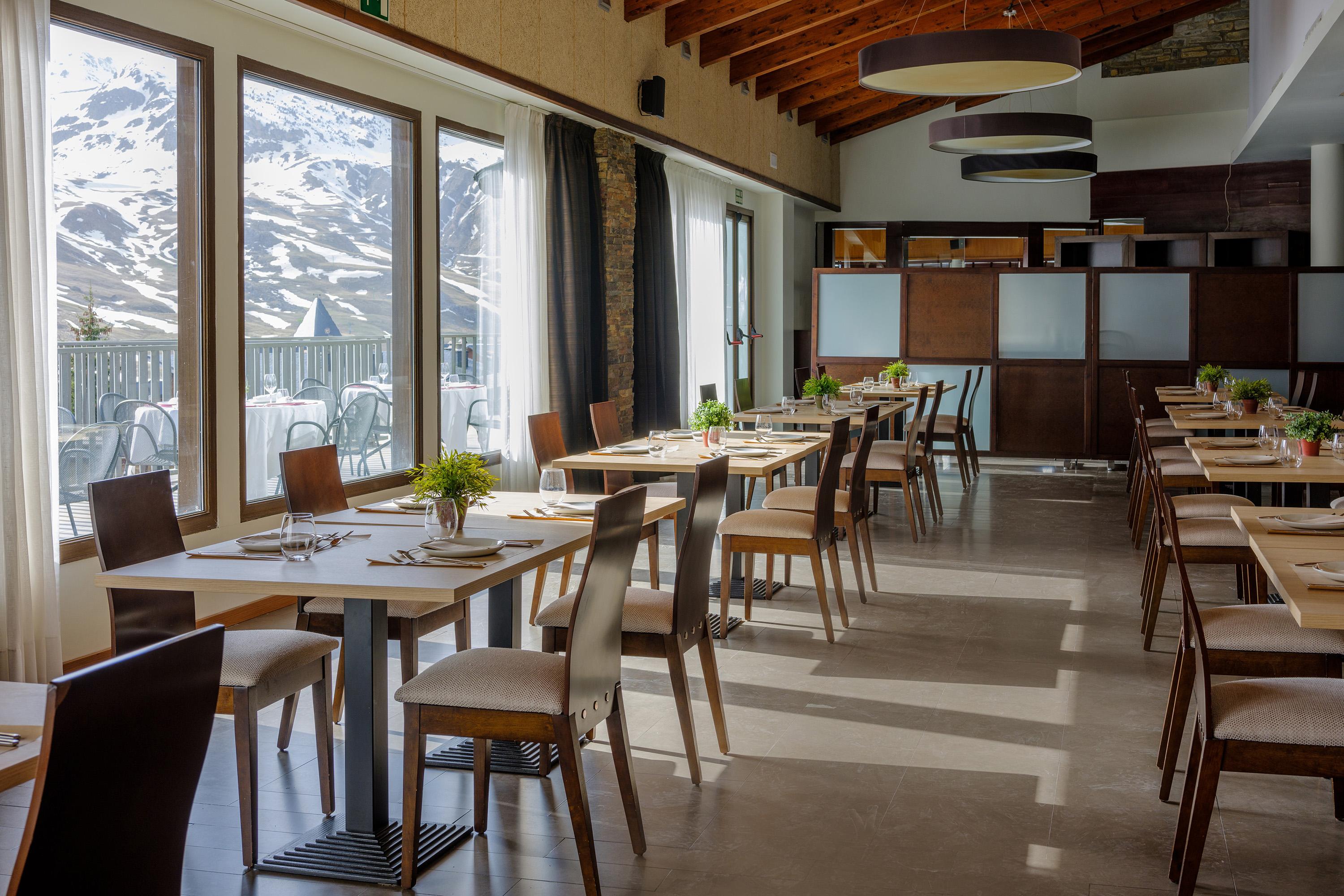 Snoe Aragon Hills Hotell Formigal Eksteriør bilde