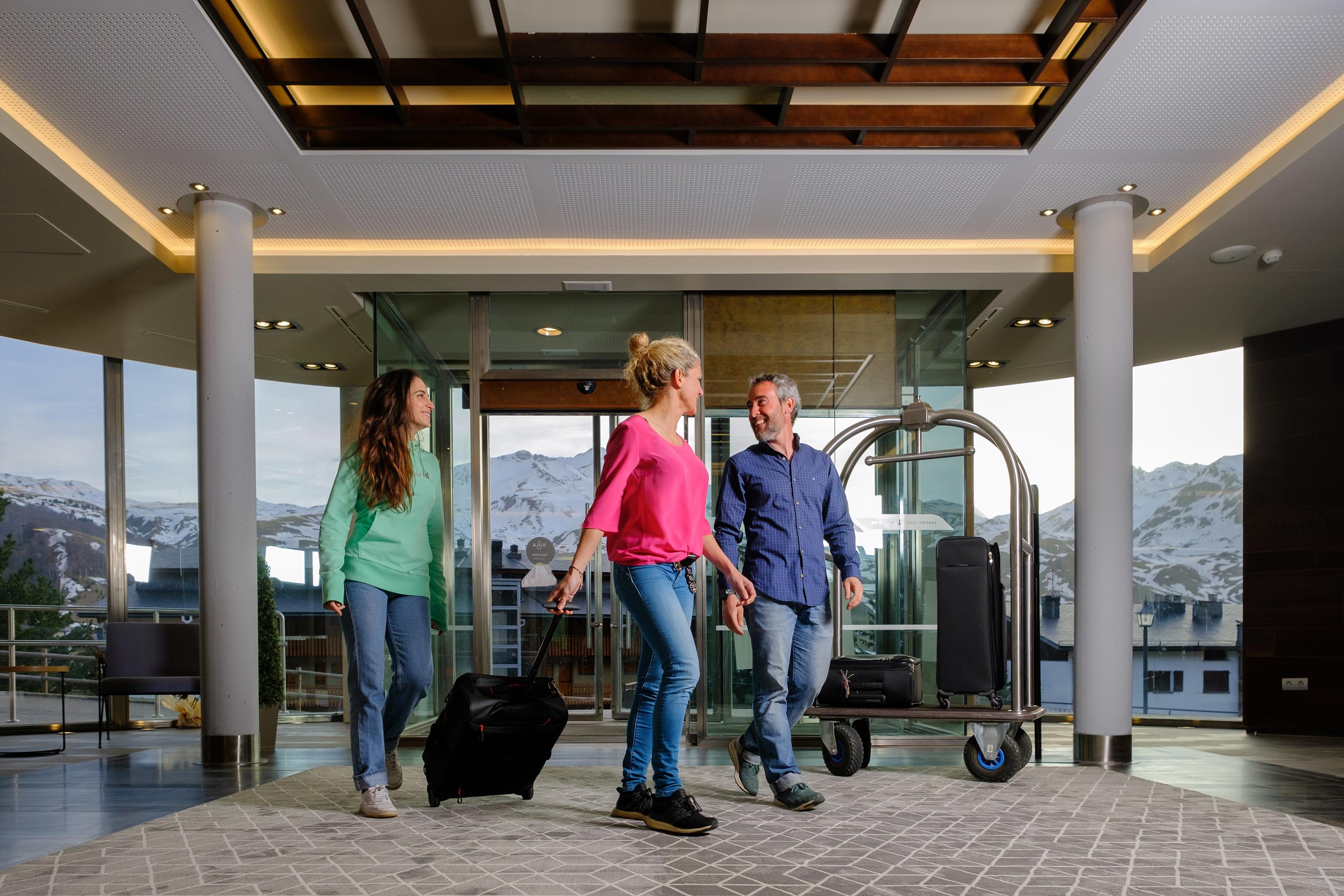 Snoe Aragon Hills Hotell Formigal Eksteriør bilde