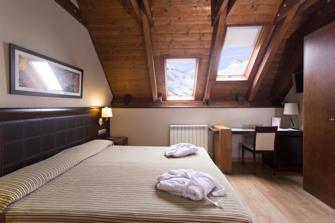 Snoe Aragon Hills Hotell Formigal Eksteriør bilde